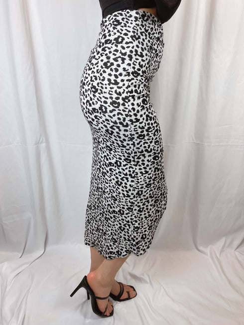 Leopard Print Rouched Grey-Black Midi Skirt