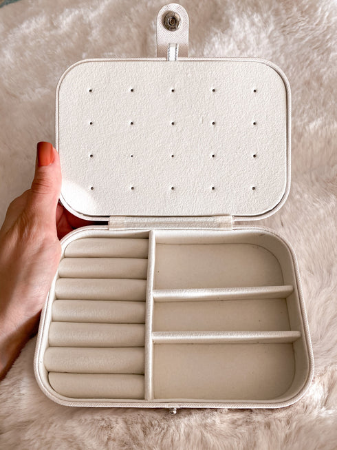 Small Glittery White Luxury Jewelry Travel Case