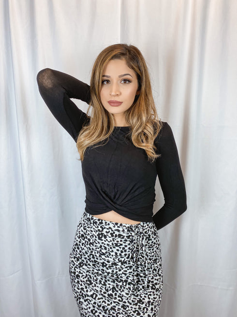 Crew Neck Long Sleeve Knotted Black Top